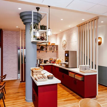 酒店 卢森堡中心火车站宜必思尚品酒店 卢森堡