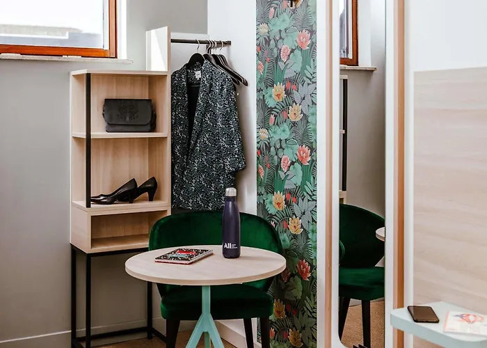 Ibis Styles Centre Gare فندق 3*