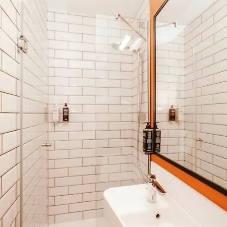 Ibis Styles Centre Gare Hotel 3*